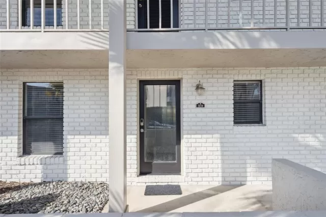 MLS: O6388322 Condo For Sale