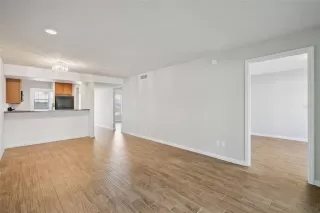 Photo #2: O6388322 Listing 