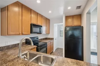 Photo #4: O6388322 Listing 