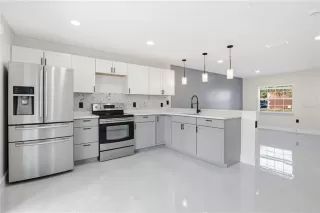 Photo #5: O6388668 Listing