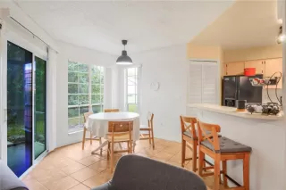 Photo #6: O6388817 Listing 