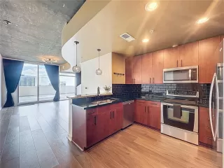 Photo #3: O6388895 Listing 