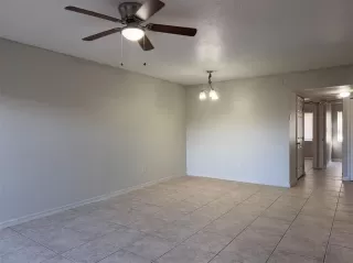 Photo #4: O6389012 Listing