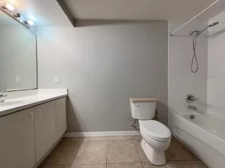 Photo #6: O6389012 Listing