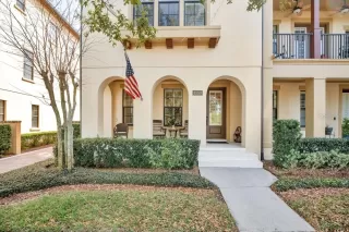 Photo #1: O6389072 Listing