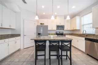 Photo #4: O6389086 Listing 