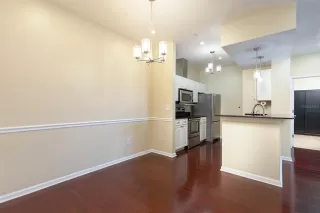 Photo #3: O6389108 Listing