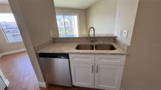 Photo #6: O6389144 Listing 