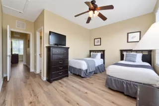 Photo #4: O6389175 Listing 