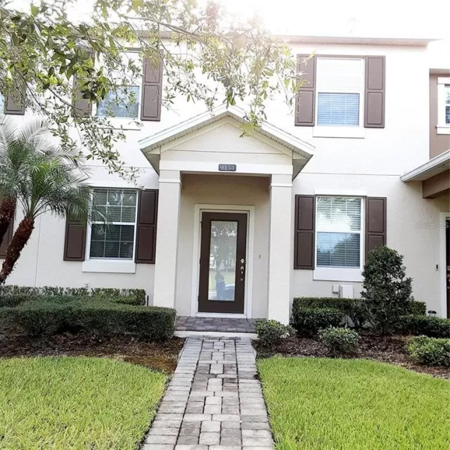 MLS: O6389184 Condo For Sale