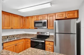 Photo #6: O6389231 Listing 