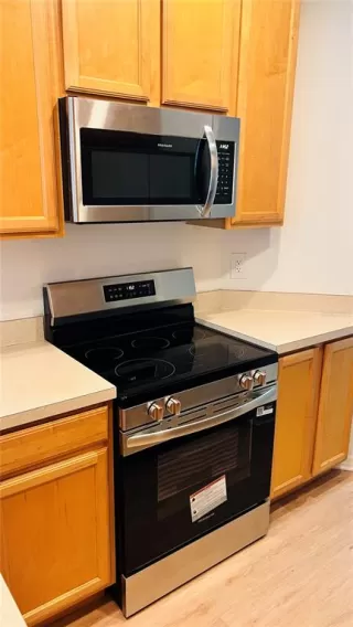 Photo #6: O6389272 Listing 