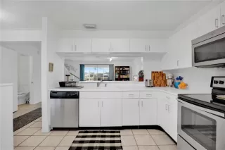 Photo #6: O6389446 Listing 