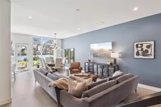 Photo #1: O6389472 Listing 