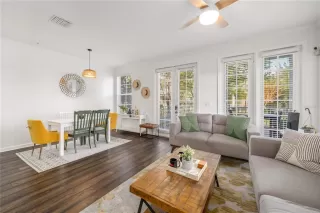 Photo #6: O6389678 Listing 