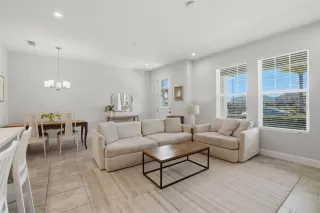 Photo #4: O6389697 Listing