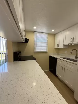 Photo #6: O6389755 Listing 