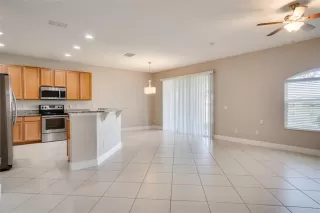 Photo #2: O6389871 Listing 