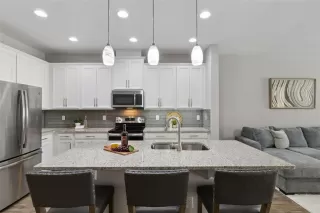 Photo #4: O6390040 Listing 