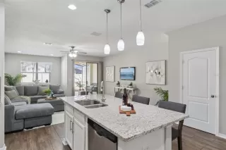 Photo #5: O6390040 Listing 