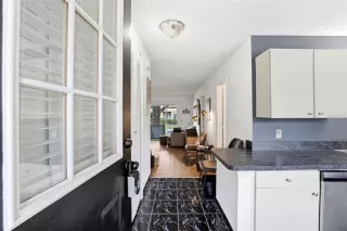 Photo #3: O6390042 Listing