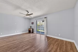 Photo #3: O6390043 Listing 