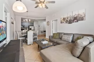 Photo #3: O6390130 Listing