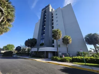 Photo #1: O6390146 Listing 