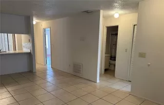 Photo #3: O6390157 Listing 