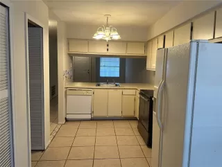 Photo #5: O6390157 Listing 