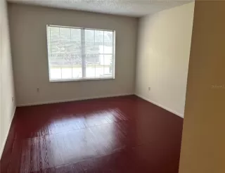 Photo #6: O6390157 Listing 