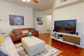 Photo #5: O6390249 Listing 