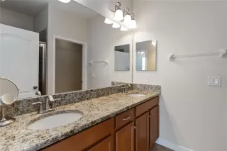 Photo #6: O6390299 Listing 