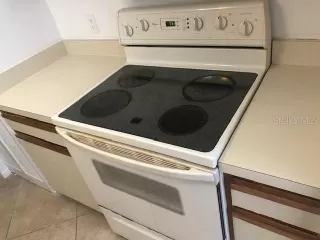 Photo #4: O6390408 Listing 