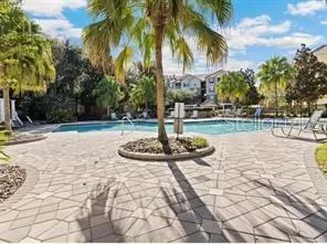 Photo #5: O6390503 Listing 