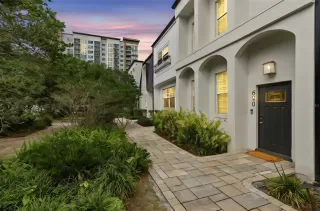 Photo #1: O6390622 Listing