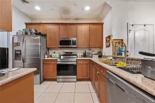 Photo #2: O6390652 Listing 