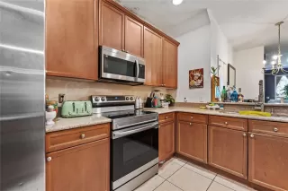 Photo #3: O6390652 Listing 