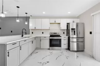 Photo #4: O6390662 Listing