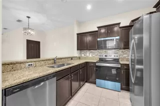 Photo #4: O6390700 Listing