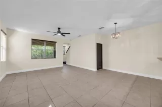 Photo #5: O6390700 Listing