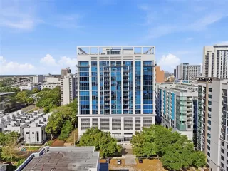 Photo #4: O6390750 Listing