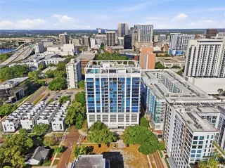 Photo #5: O6390750 Listing