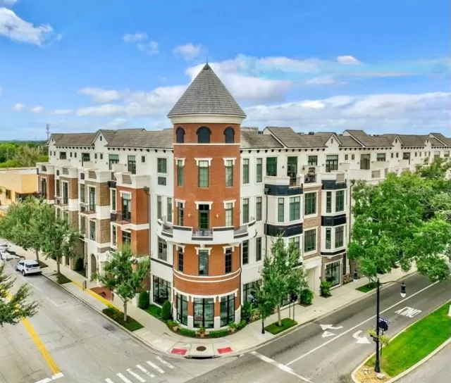 MLS: O6390752 Condo For Sale