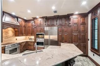 Photo #4: O6390752 Listing