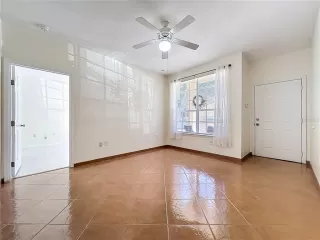 Photo #5: O6390811 Listing