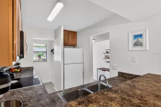 Photo #3: O6390840 Listing