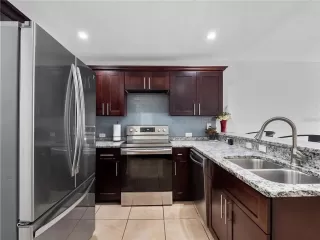 Photo #3: O6390923 Listing 