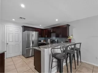 Photo #4: O6390923 Listing 