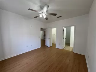 Photo #6: O6391058 Listing